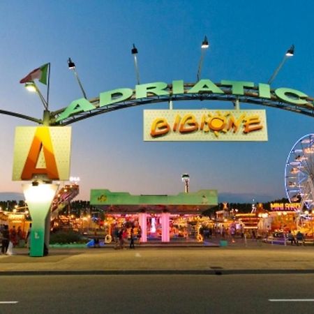 Appartamenti Sanian Bibione Eksteriør bilde